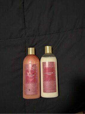 Bath & Body Works Champagne Toast shampoo and conditioner  - Pink, Cream, Gold